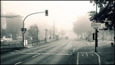 Müggelheimer Straße im Nebel - cyan/orange